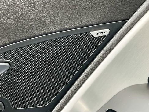 Used 2015 Chevrolet Corvette Stingray Convertible w/ 2LT Preferred Equipment Group image 18