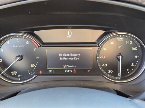 Used 2019 Cadillac XT4 Luxury image 35