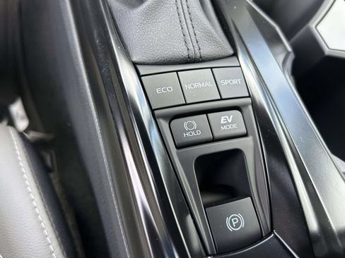 New 2026 Toyota Camry SE w/ Convenience Package FWD image 21