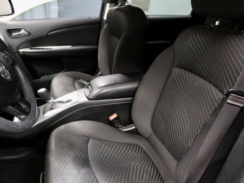 Used 2015 Dodge Journey American Value Package w/ Flexible Seating Group image 22