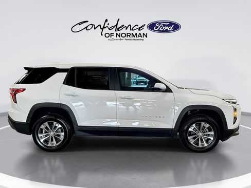 Used 2025 Chevrolet Equinox LT AWD/4WD image 10