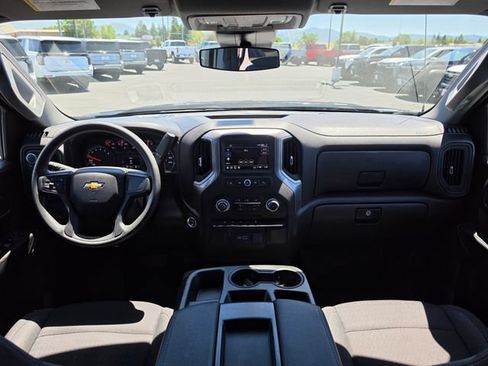 Used 2022 Chevrolet Silverado 1500 Custom AWD/4WD image 12