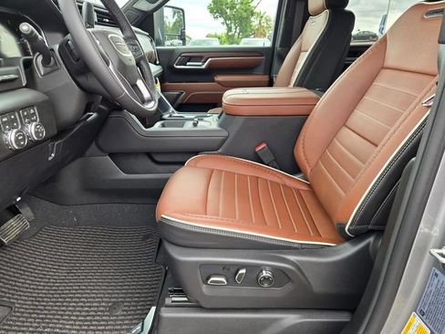New 2026 GMC Sierra 2500 Denali Ultimate w/ Max Trailering Package AWD/4WD image 16