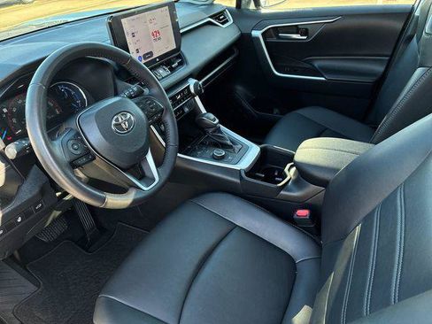 Certified 2023 Toyota RAV4 XLE Premium AWD/4WD image 11