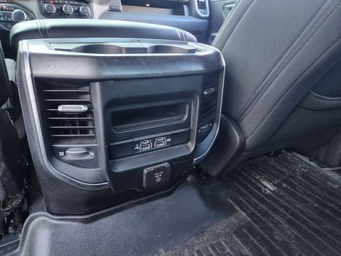 Used 2019 RAM 1500 Big Horn image 9