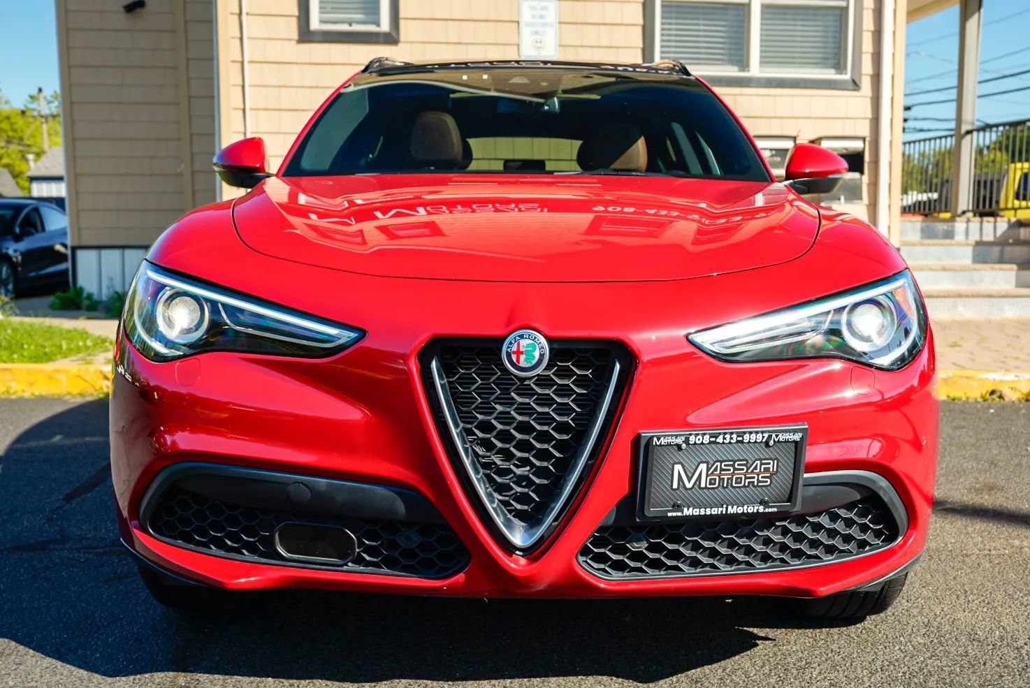 Used 2022 Alfa Romeo Stelvio Ti AWD/4WD image 2