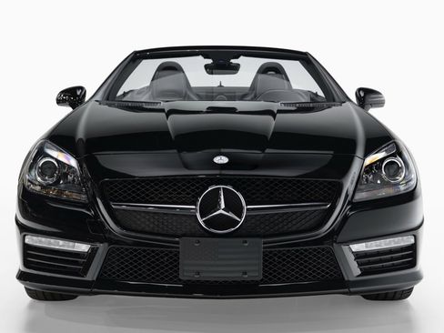 Used 2013 Mercedes-Benz SLK 55 AMG image 5
