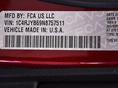 Used 2022 Jeep Grand Cherokee Limited 4xe image 12