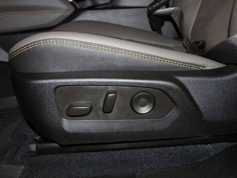 Used 2023 Chevrolet Colorado ZR2 w/ ZR2 Convenience Package III AWD/4WD image 7