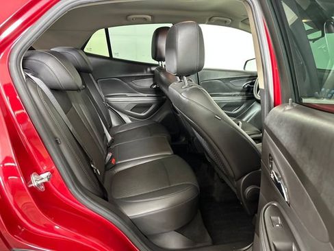 Used 2019 Buick Encore Preferred image 27
