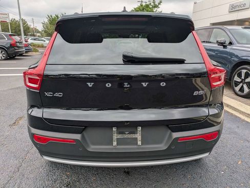 Certified 2023 Volvo XC40 B5 Plus w/ Protection Package Premier AWD/4WD image 5