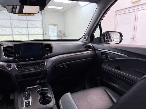 Used 2023 Honda Ridgeline RTL-E image 29