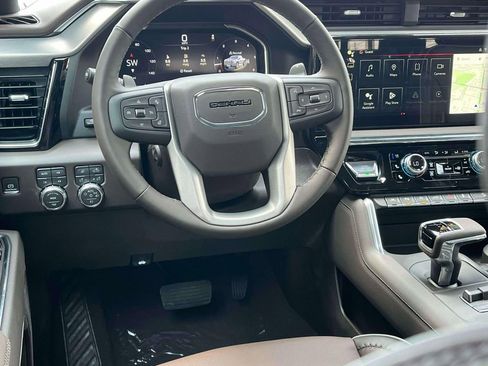 New 2026 GMC Sierra 1500 Denali w/ Denali Reserve Package AWD/4WD image 13