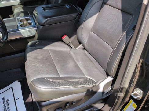 Used 2018 Chevrolet Silverado 1500 LTZ Z71 w/ LTZ Plus Package AWD/4WD image 15