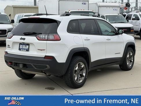 Used 2019 Jeep Cherokee Trailhawk w/ Comfort/Convenience Group AWD/4WD image 4