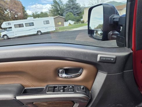 Used 2016 Nissan Titan Platinum Reserve AWD/4WD image 17