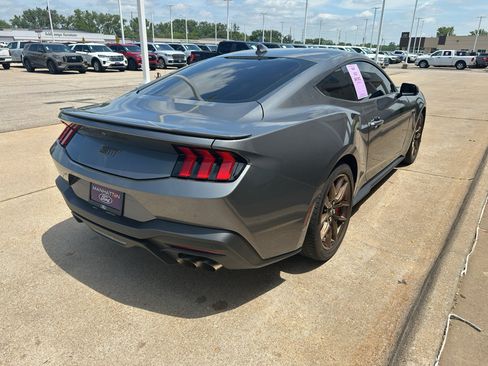 Used 2024 Ford Mustang GT Premium RWD image 5