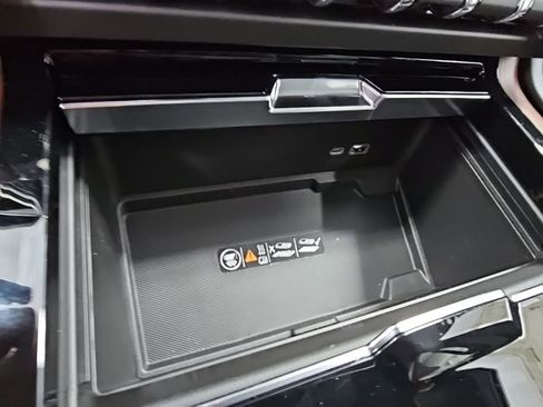 New 2026 GMC Yukon Denali w/ Sun & Power Step Package image 19