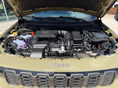 New 2026 Jeep Cherokee Laredo image 29