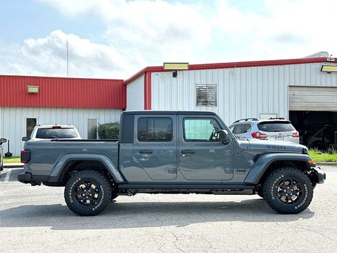 New 2026 Jeep Gladiator Sport image 12