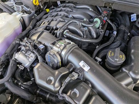 New 2025 Jeep Grand Cherokee Limited w/ Black Appearance Package image 31