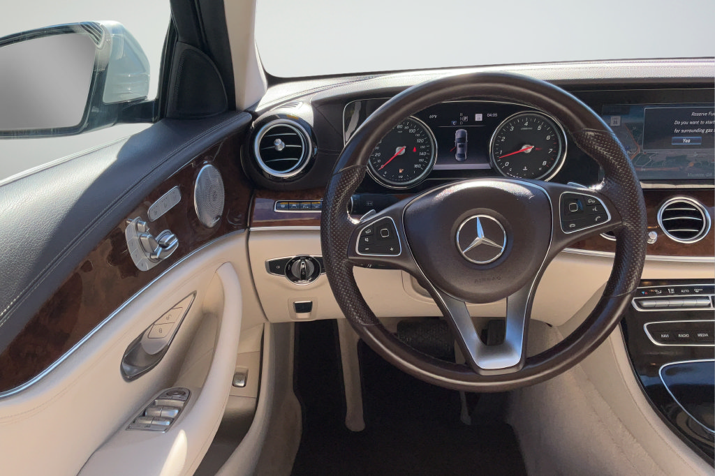 Used 2017 Mercedes-Benz E 300 image 14