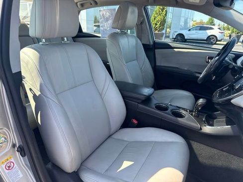 Used 2017 Toyota Avalon Touring w/ All Weather Liner Package FWD image 26