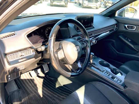 Used 2022 Honda Civic Sport image 16