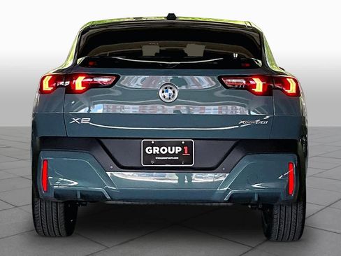 Used 2026 BMW X2 xDrive28i AWD/4WD image 4
