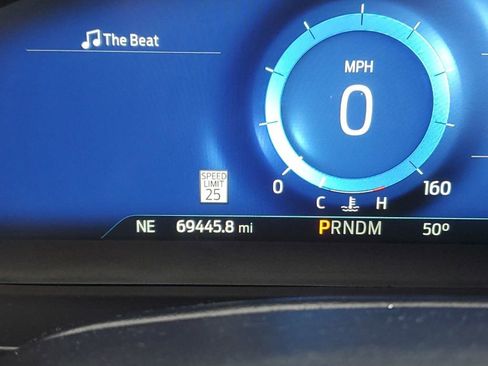 Certified 2021 Ford Explorer Platinum w/ Equipment Group 601A image 25