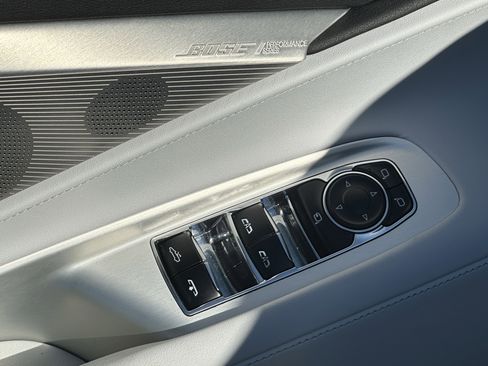 Used 2024 Chevrolet Corvette Stingray Preferred Conv w/ Battery Protection Package image 15