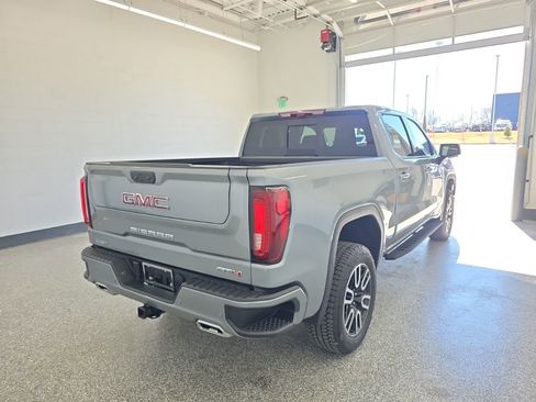 Used 2025 GMC Sierra 1500 AT4 w/ AT4 Premium Package image 5