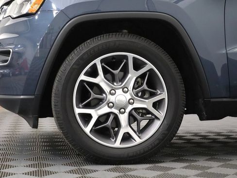 Used 2020 Jeep Grand Cherokee Limited w/ Trailer Tow Group IV AWD/4WD image 6