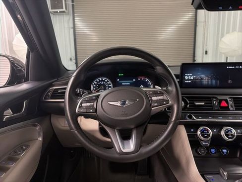 Used 2023 Genesis G70 2.0T RWD image 38