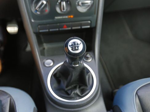 Used 2013 Volkswagen Beetle 2.0T FWD image 12
