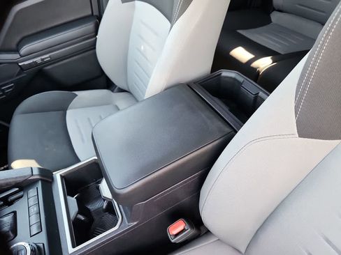 Used 2024 Toyota Tacoma TRD Off-Road image 20