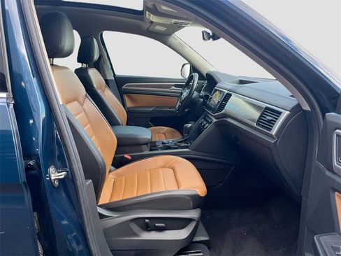 Used 2018 Volkswagen Atlas SEL Premium image 29