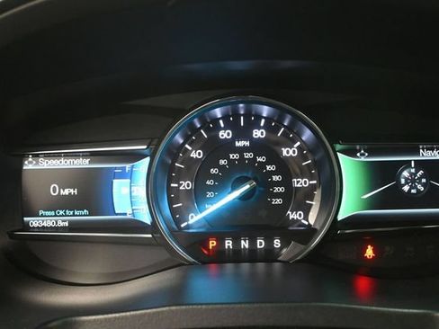 Used 2017 Ford Explorer Limited AWD/4WD image 9
