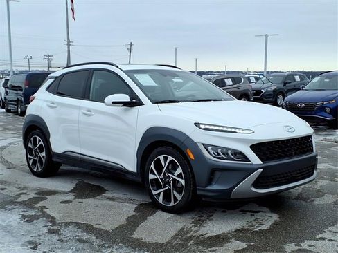 Used 2022 Hyundai Kona Limited w/ Cargo Package image 8