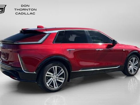 Used 2024 Cadillac Lyriq Tech w/ Driver Assist Package AWD/4WD image 7