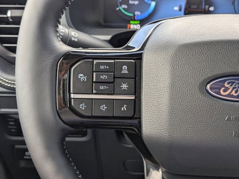 New 2025 Ford F150 Lightning Platinum image 29