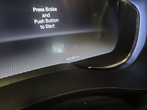 Used 2025 RAM 3500 Laramie AWD/4WD image 1