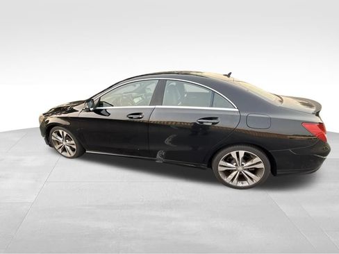 Used 2015 Mercedes-Benz CLA 250 image 3