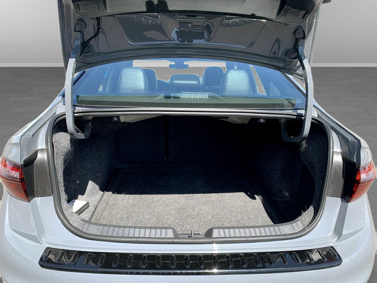 Used 2024 Volkswagen Jetta GLI Autobahn FWD image 13