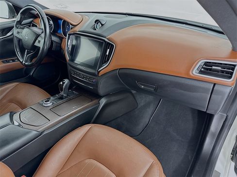 Used 2018 Maserati Ghibli S Q4 image 30