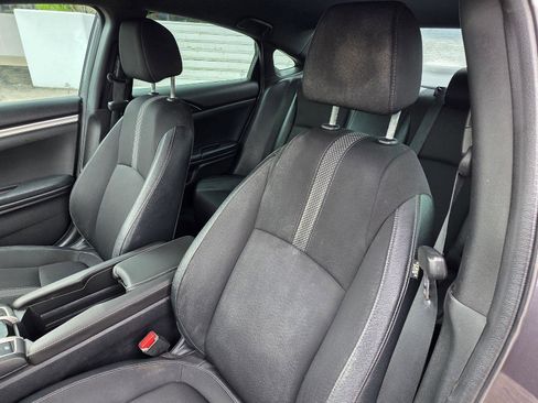Used 2019 Honda Civic Sport image 31
