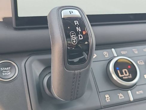 Used 2025 Land Rover Defender 110 S AWD/4WD image 29