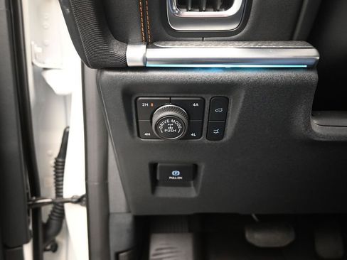 Certified 2025 Ford Expedition Tremor AWD/4WD image 13