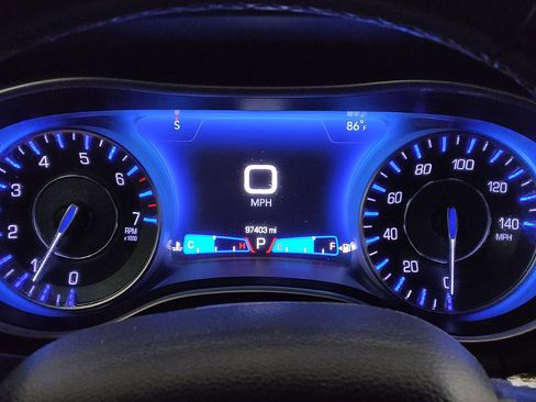 Used 2022 Chrysler 300 S RWD image 23