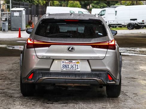 Used 2019 Lexus UX 200 F Sport w/ F Sport Premium Package image 5